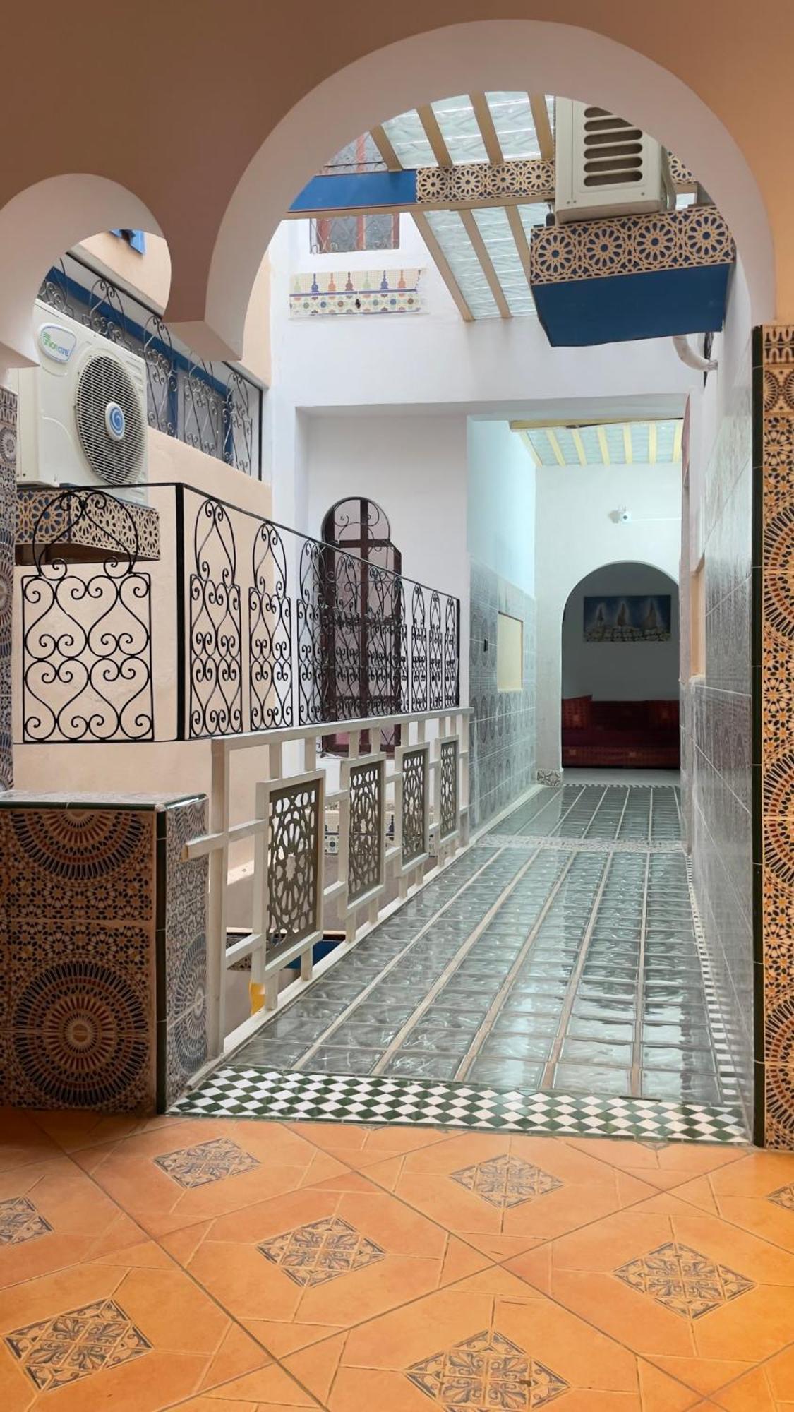 Hotel Ryad Tetouan Aero Екстер'єр фото